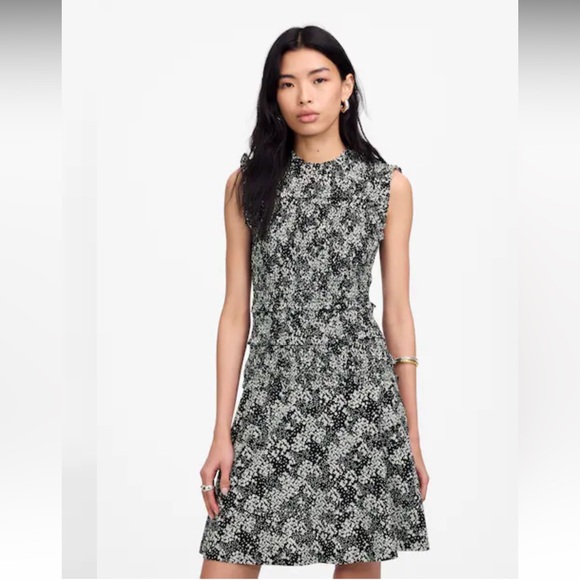 Madewell Smocked Crewneck Mini Dress in Harper Floral Black White NEW Size 4 - Picture 1 of 12